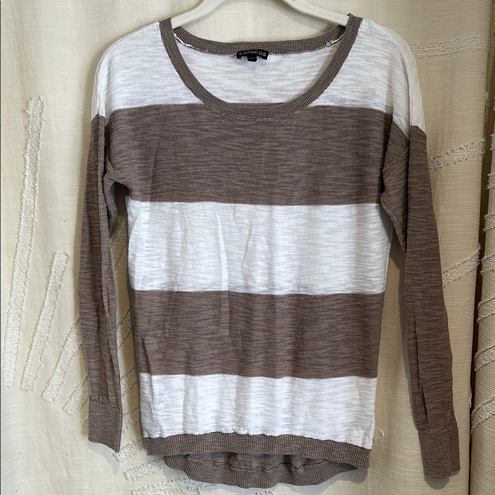 Express White and Tan Long Sleeve Textured Shirt - Size XS